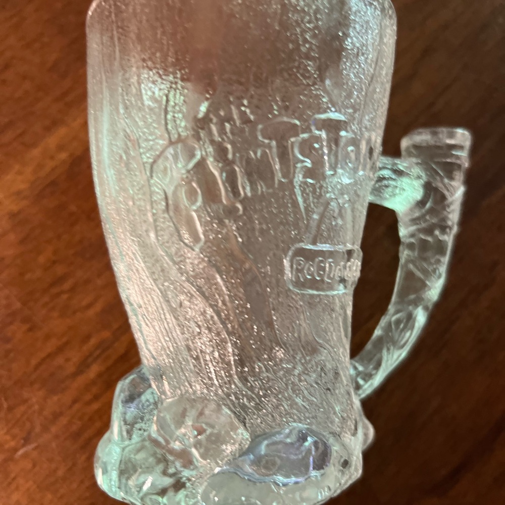 Flint stone cups